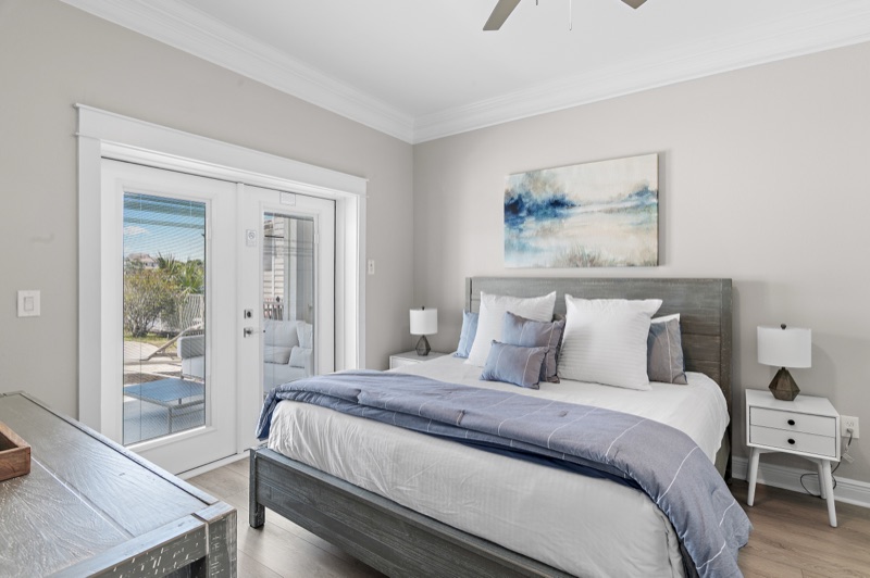 Guest bedroom with king bed